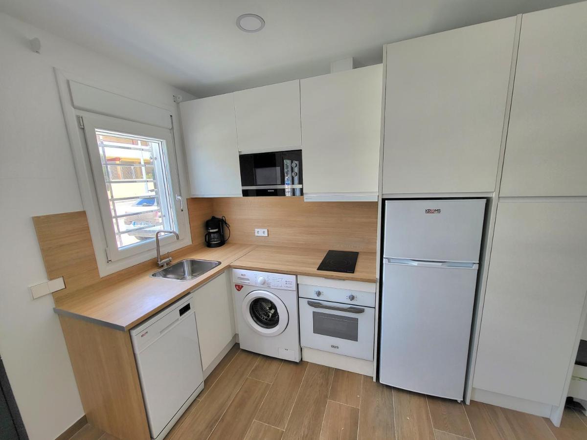 Apartamento Nuevo En Planta Baja A Con Piscina Y Solarium بارباتي المظهر الخارجي الصورة